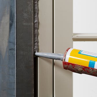 Byggsilikon montering 2 Byggsilikon montering 2